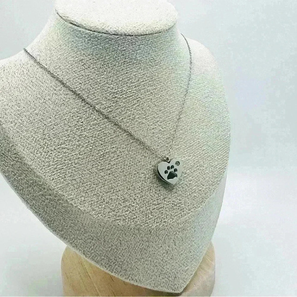 Heart Paw Print Pendant Necklace in Silver - Picture 7 of 7